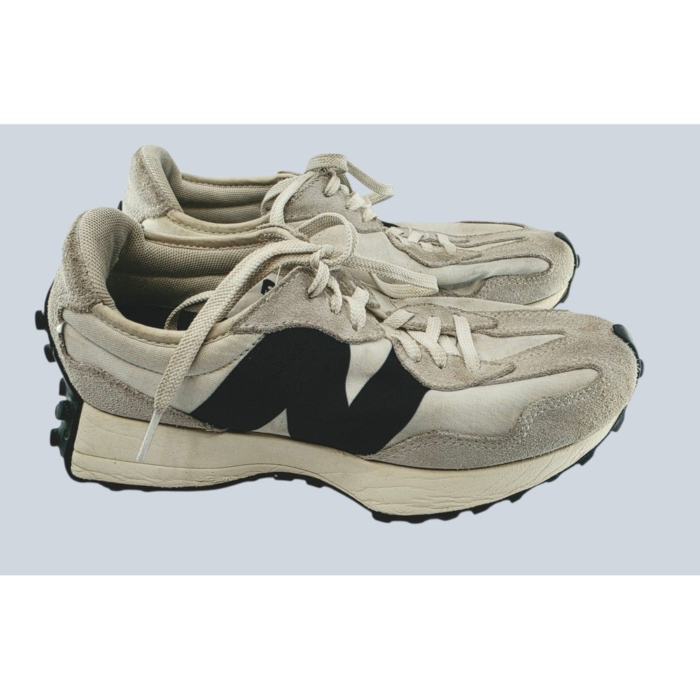 New Balance Gorpcore 327 Sneakers 6.5 Suede Retro Clean Girl Sea Salt Black